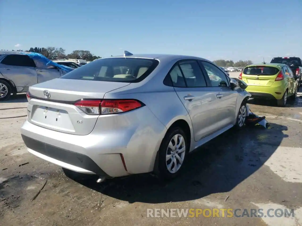 4 Photograph of a damaged car JTDEPMAE1MJ126709 TOYOTA COROLLA 2021