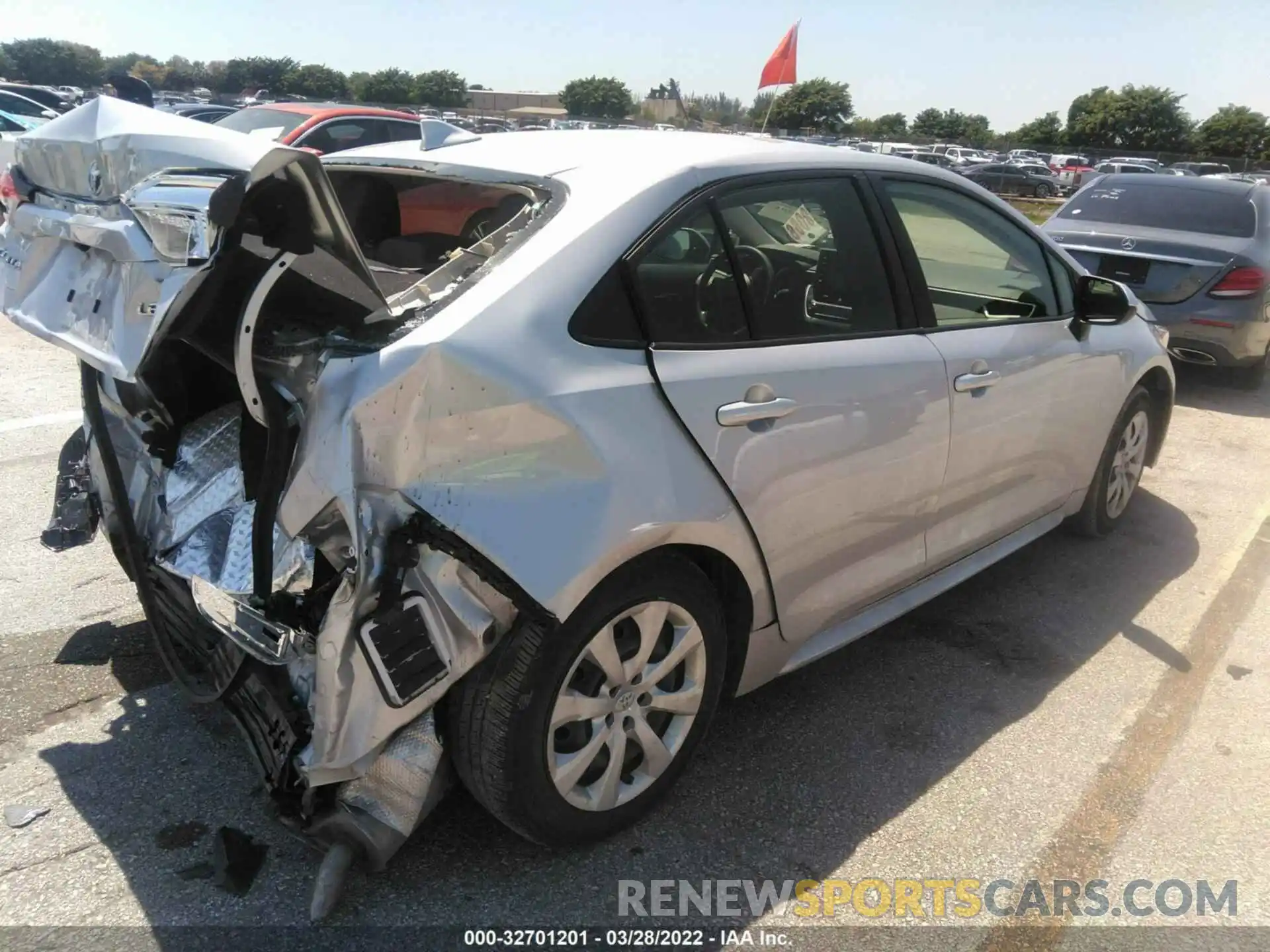 4 Photograph of a damaged car JTDEPMAE1MJ149777 TOYOTA COROLLA 2021