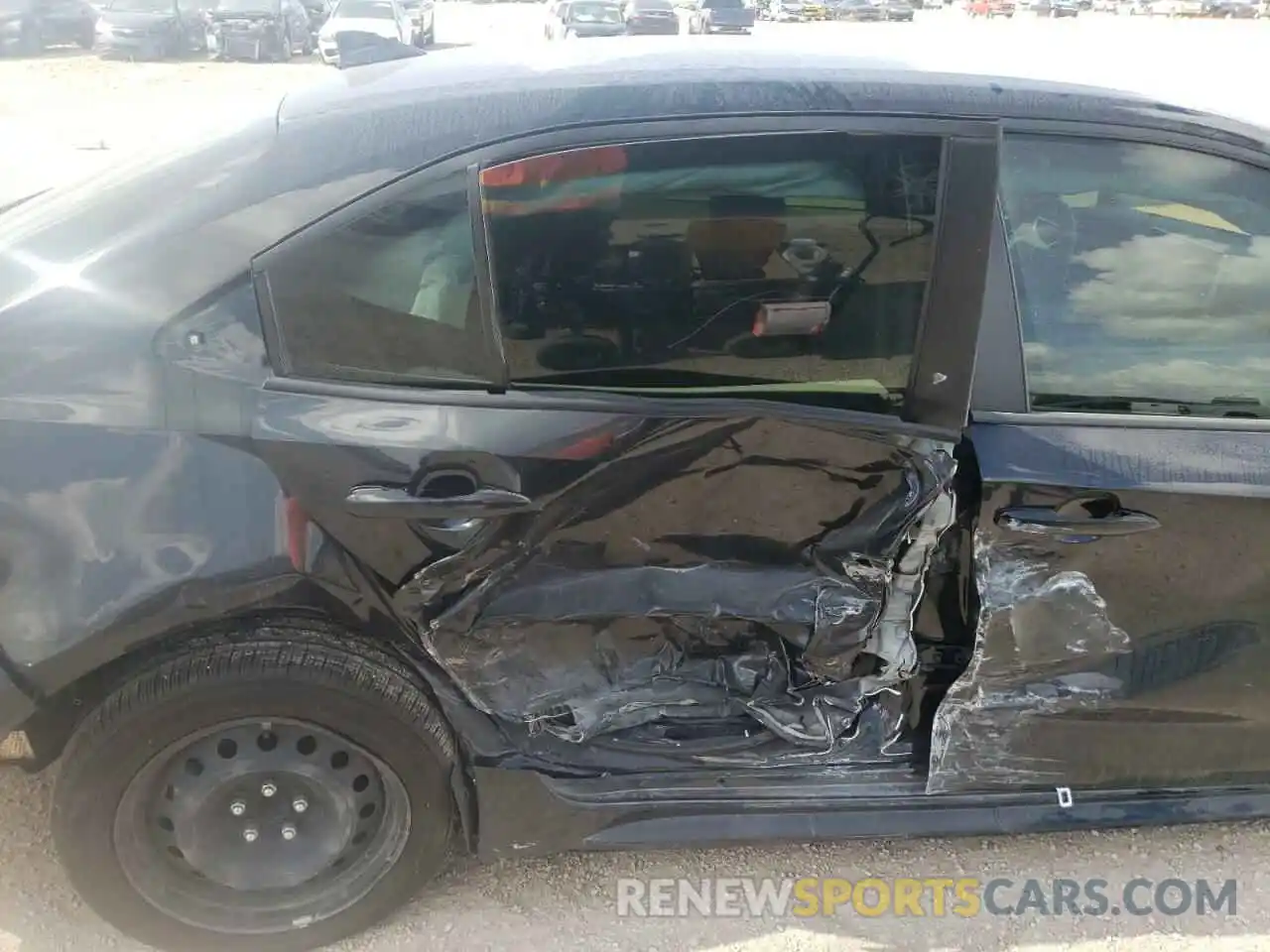 9 Photograph of a damaged car JTDEPMAE1MJ154378 TOYOTA COROLLA 2021