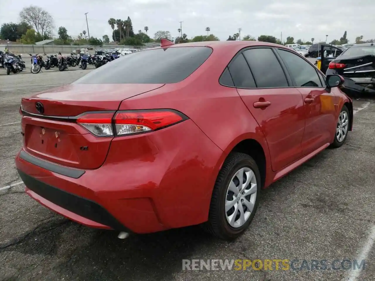 4 Photograph of a damaged car JTDEPMAE1MJ154896 TOYOTA COROLLA 2021