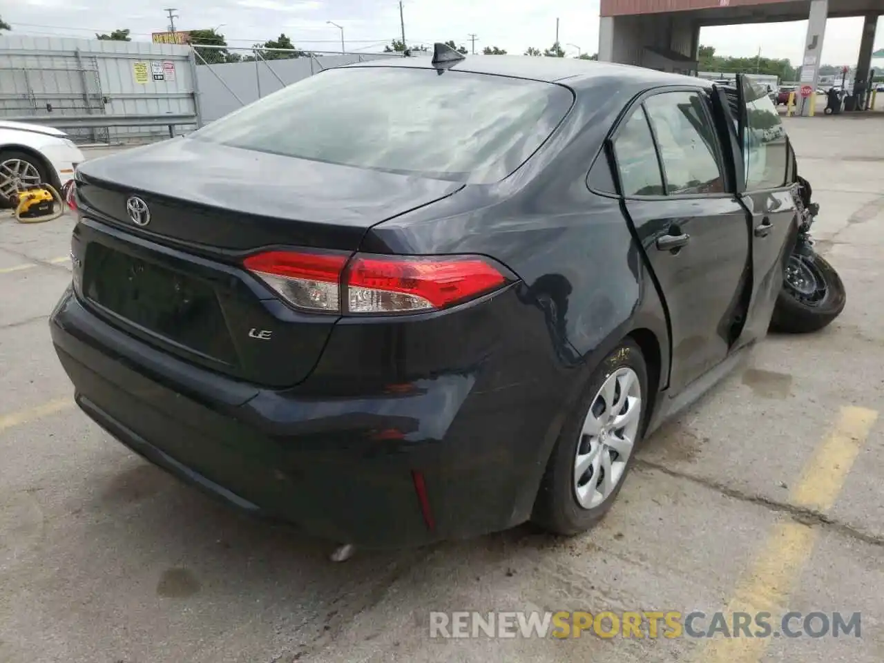 4 Photograph of a damaged car JTDEPMAE1MJ155143 TOYOTA COROLLA 2021