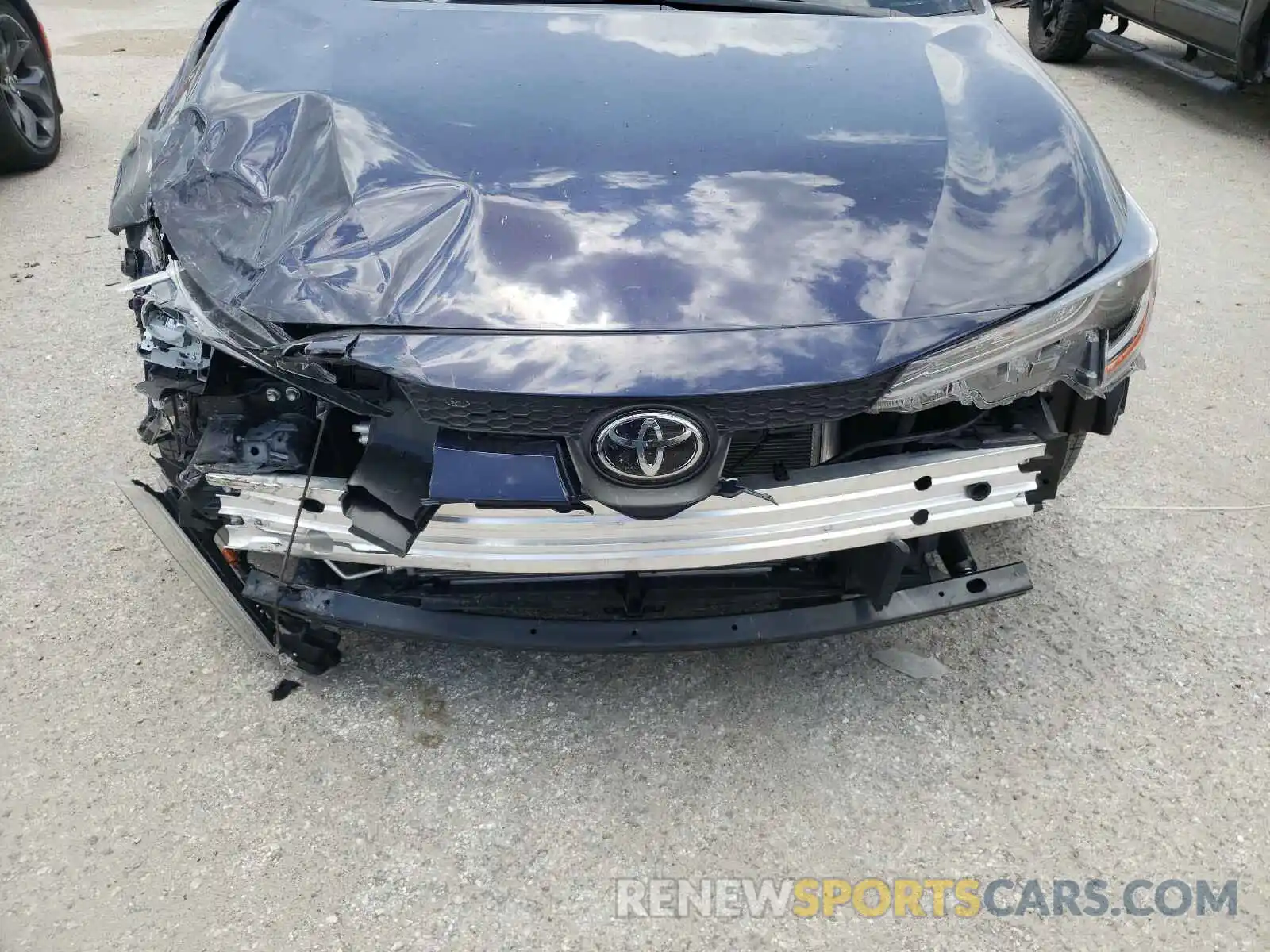 9 Photograph of a damaged car JTDEPMAE1MJ157023 TOYOTA COROLLA 2021