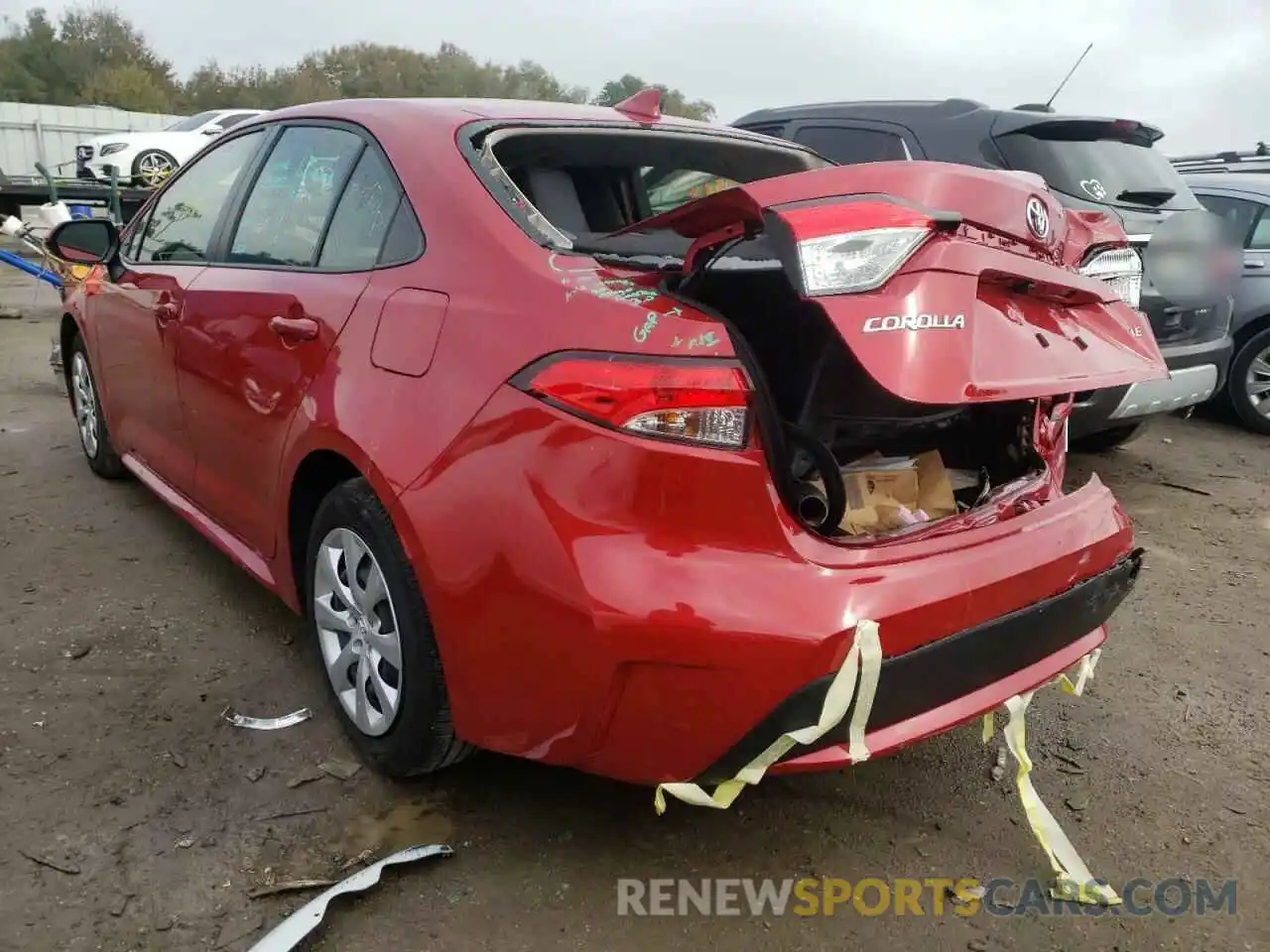 3 Photograph of a damaged car JTDEPMAE1MJ158365 TOYOTA COROLLA 2021