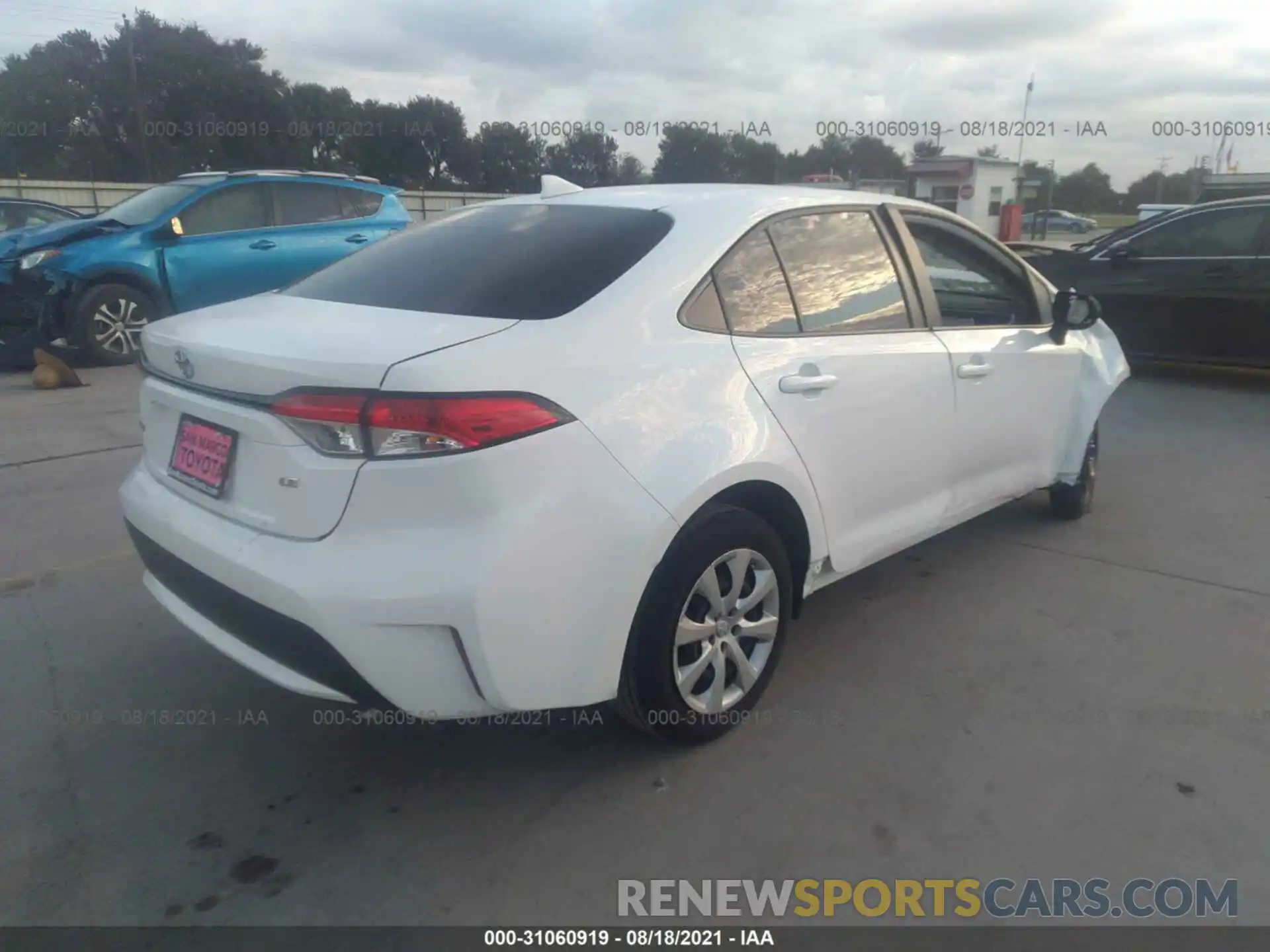 4 Photograph of a damaged car JTDEPMAE1MJ158883 TOYOTA COROLLA 2021