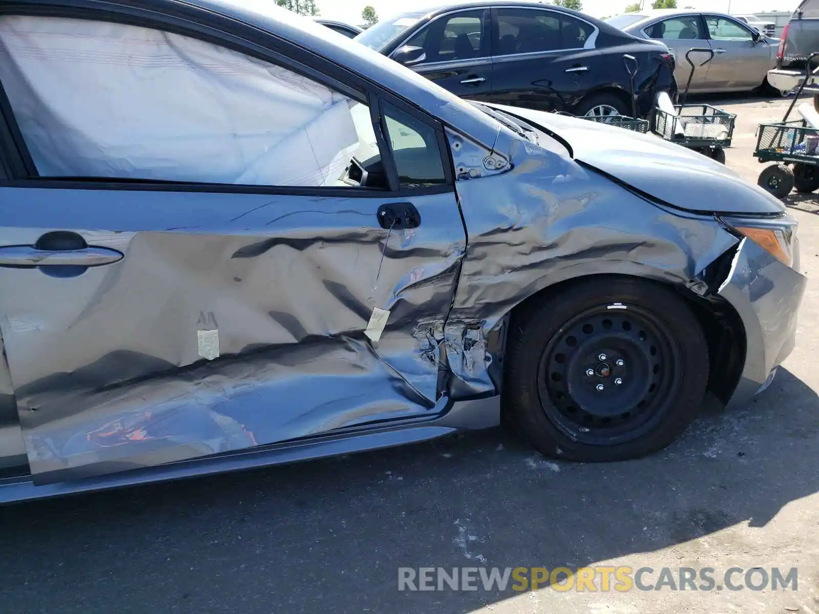 9 Photograph of a damaged car JTDEPMAE1MJ164201 TOYOTA COROLLA 2021