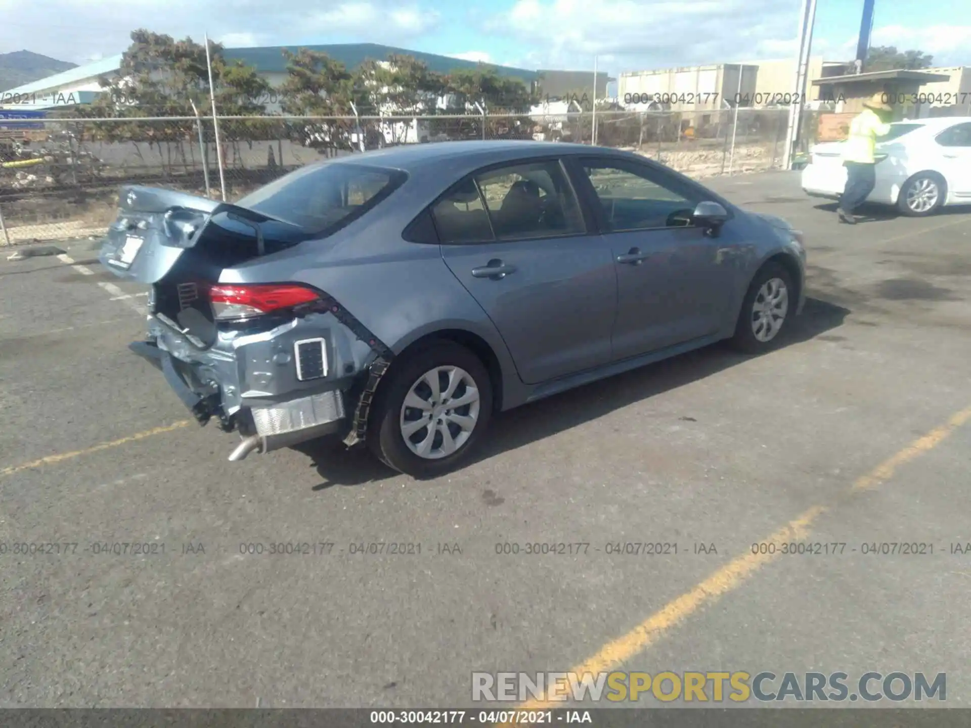 4 Photograph of a damaged car JTDEPMAE1MJ165834 TOYOTA COROLLA 2021