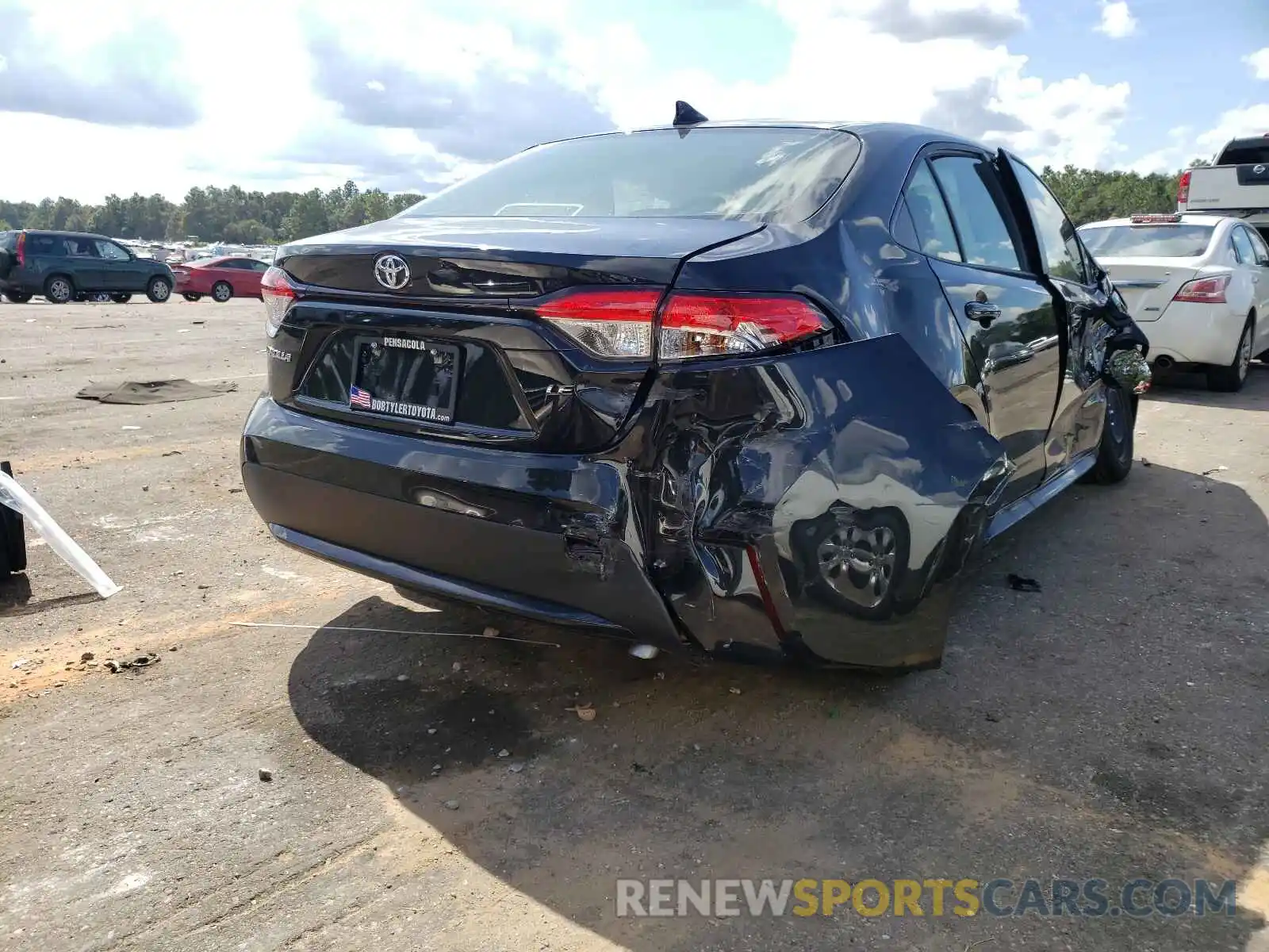 4 Photograph of a damaged car JTDEPMAE1MJ167339 TOYOTA COROLLA 2021