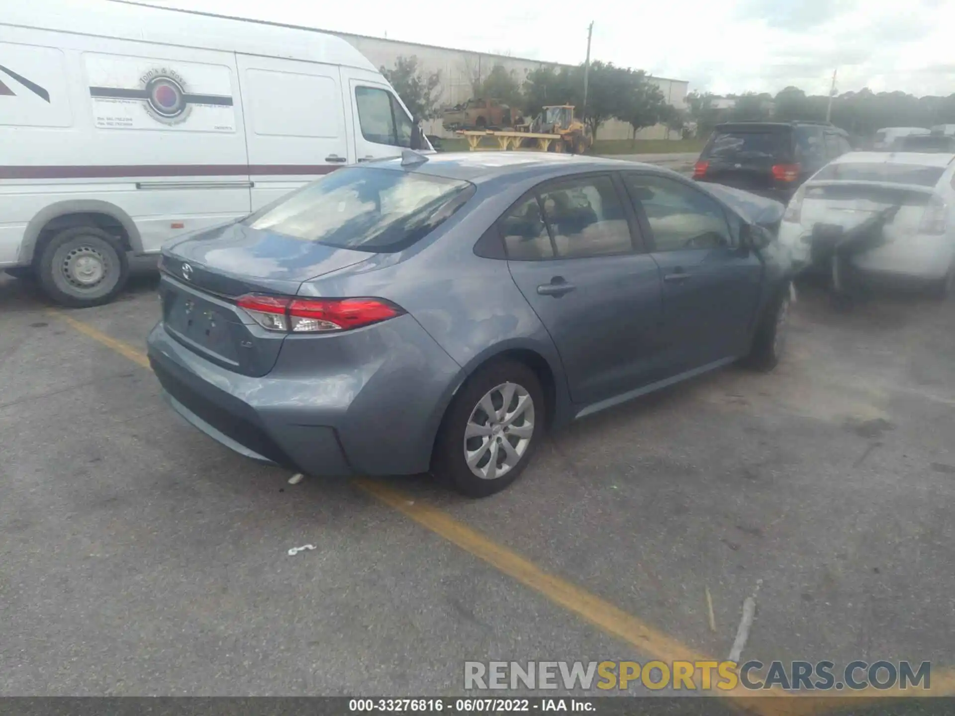 4 Photograph of a damaged car JTDEPMAE1MJ167874 TOYOTA COROLLA 2021