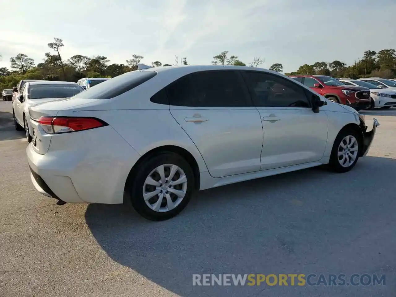 3 Photograph of a damaged car JTDEPMAE1MJ172024 TOYOTA COROLLA 2021