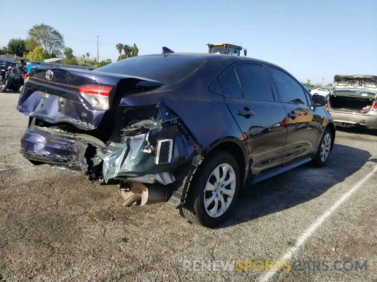 4 Photograph of a damaged car JTDEPMAE1MJ179037 TOYOTA COROLLA 2021