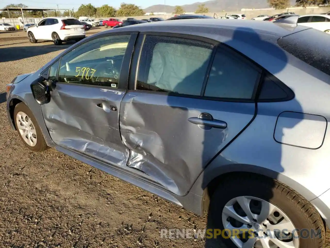 9 Photograph of a damaged car JTDEPMAE1MJ184688 TOYOTA COROLLA 2021