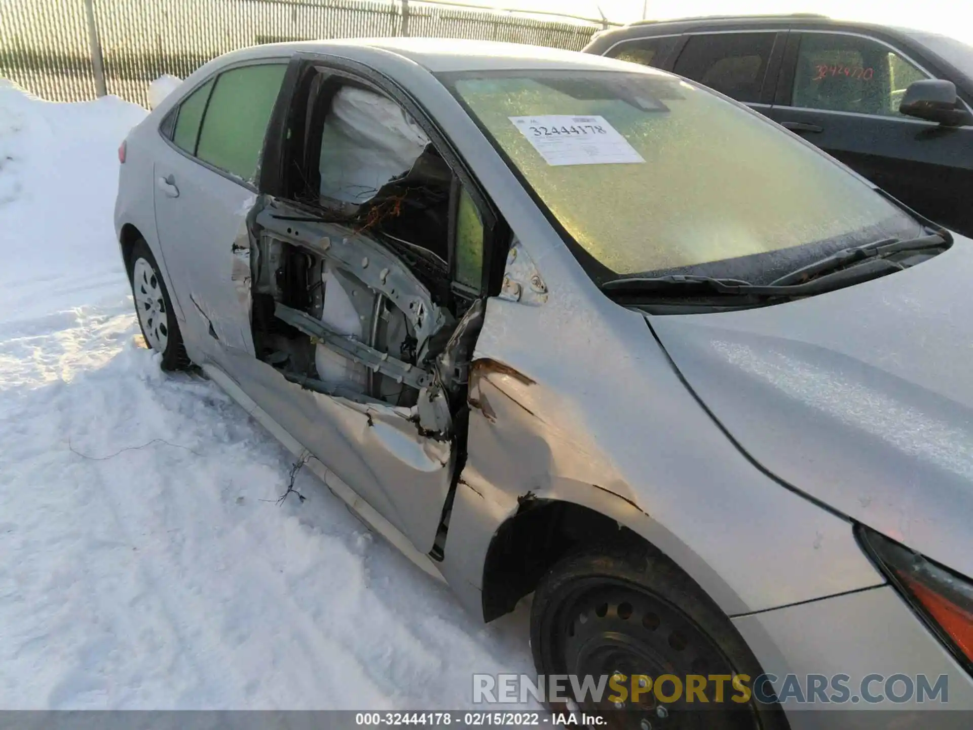 6 Photograph of a damaged car JTDEPMAE2MJ118036 TOYOTA COROLLA 2021