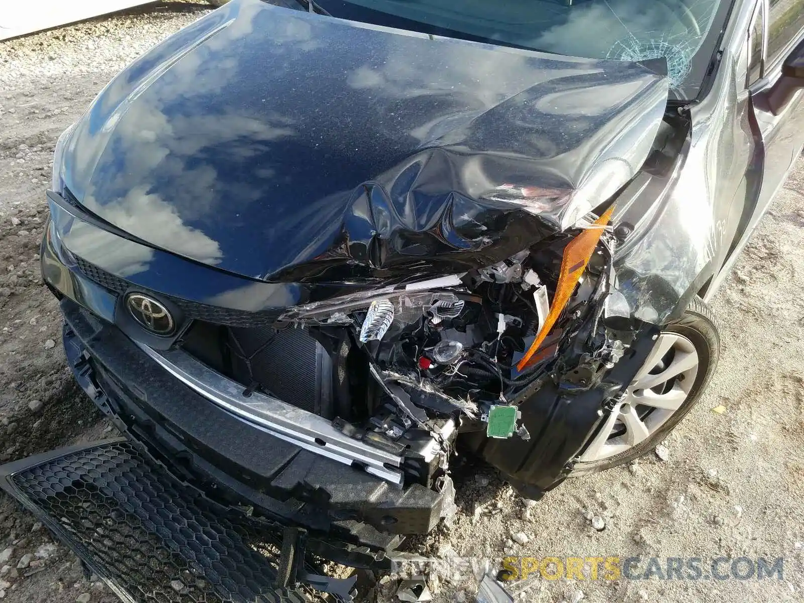 9 Photograph of a damaged car JTDEPMAE2MJ126525 TOYOTA COROLLA 2021
