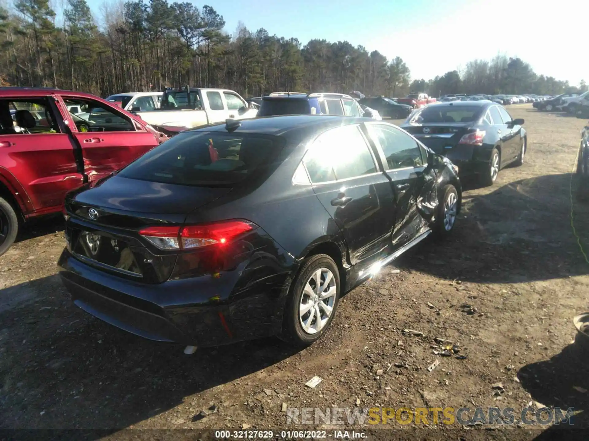 4 Photograph of a damaged car JTDEPMAE2MJ136620 TOYOTA COROLLA 2021