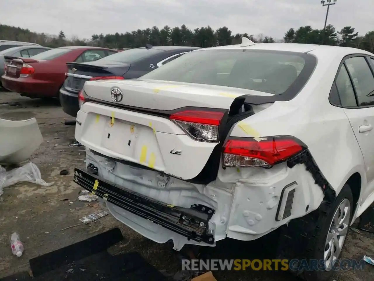 9 Photograph of a damaged car JTDEPMAE2MJ137623 TOYOTA COROLLA 2021