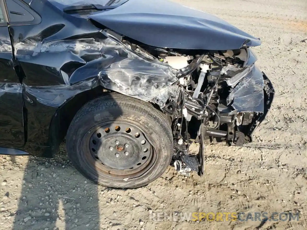 9 Photograph of a damaged car JTDEPMAE2MJ143325 TOYOTA COROLLA 2021