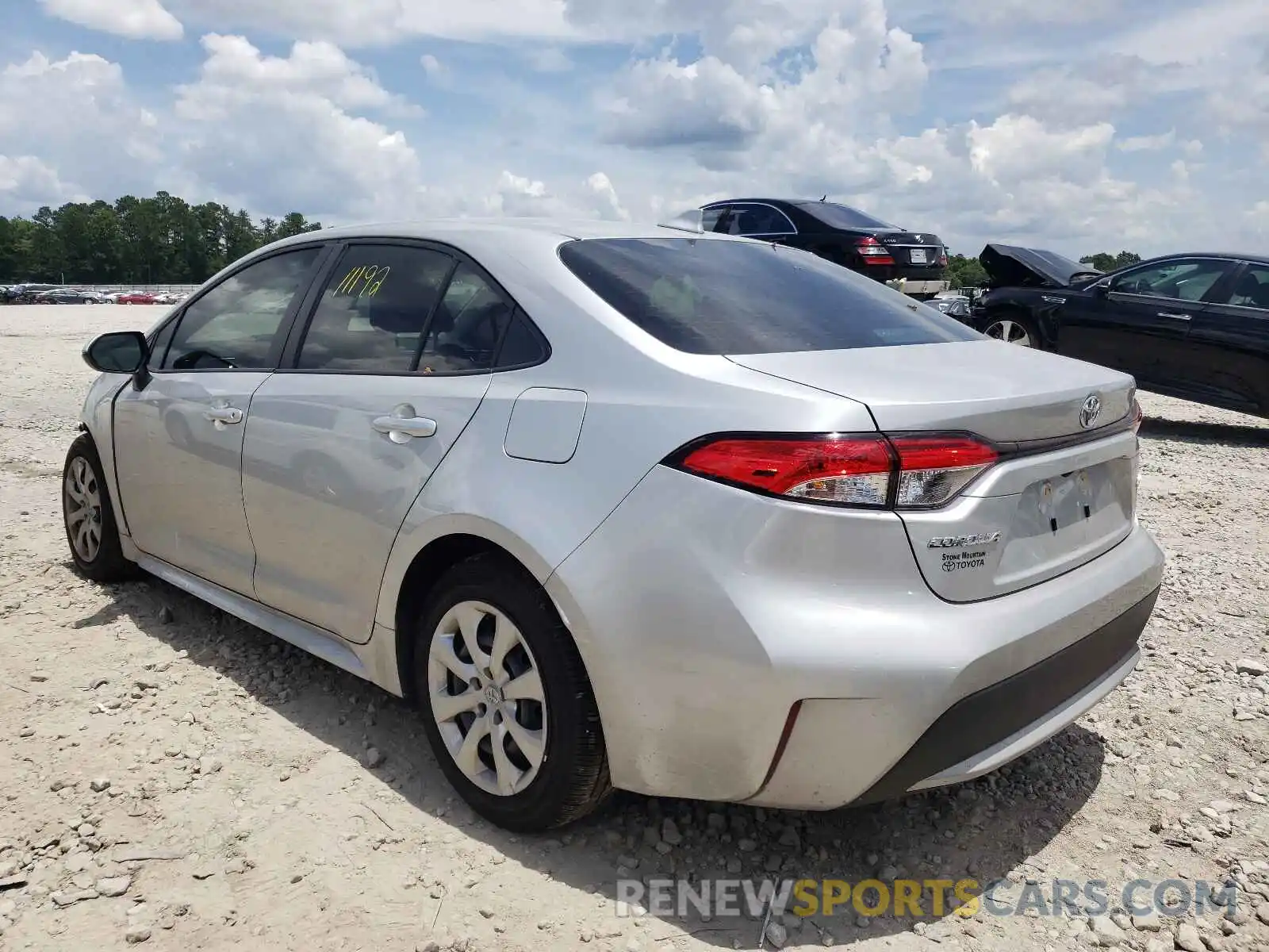 3 Photograph of a damaged car JTDEPMAE2MJ154292 TOYOTA COROLLA 2021