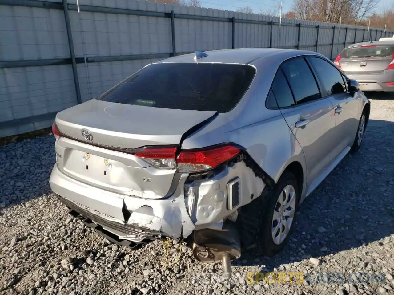 4 Photograph of a damaged car JTDEPMAE2MJ158553 TOYOTA COROLLA 2021