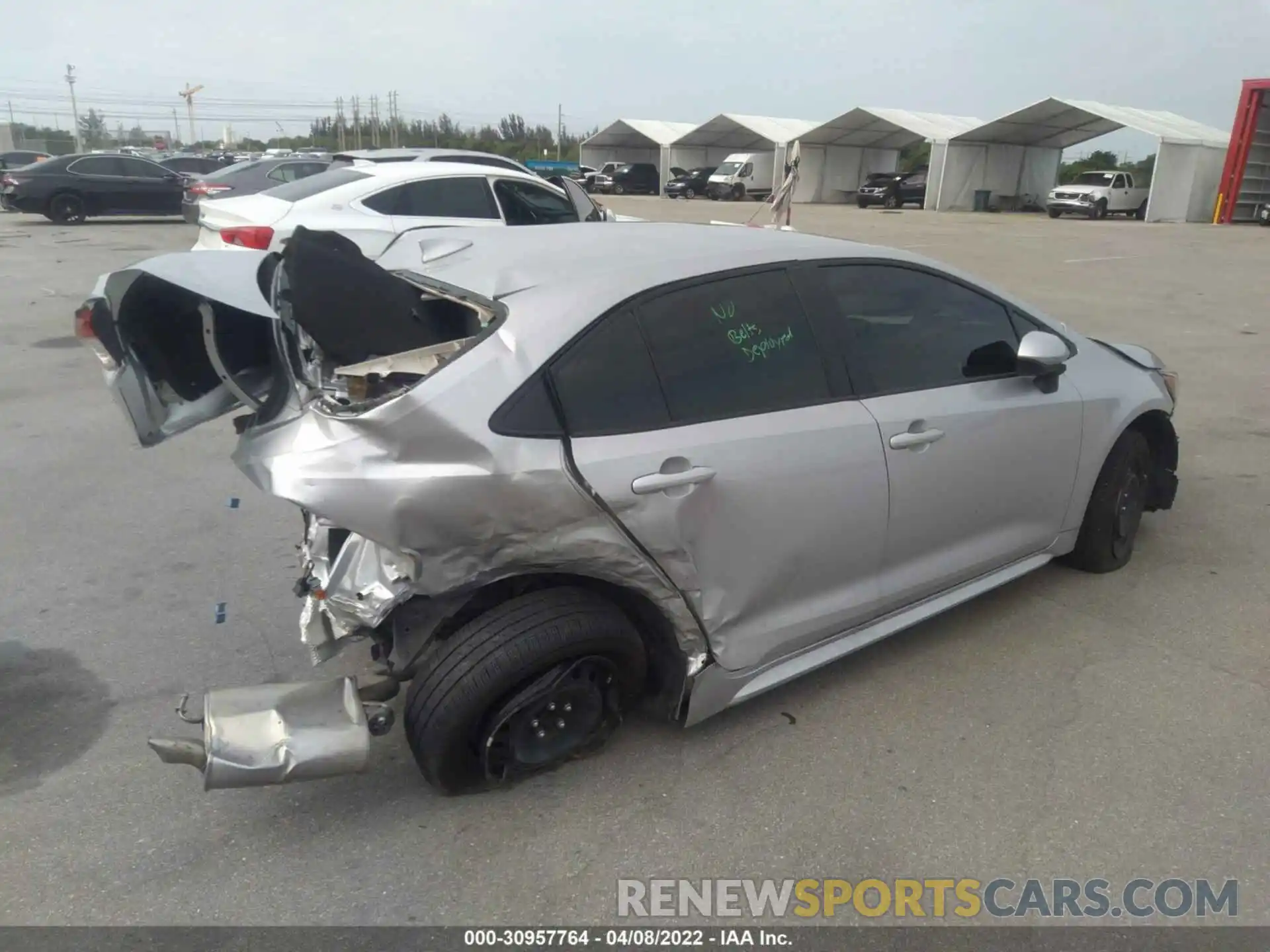 4 Photograph of a damaged car JTDEPMAE2MJ161971 TOYOTA COROLLA 2021