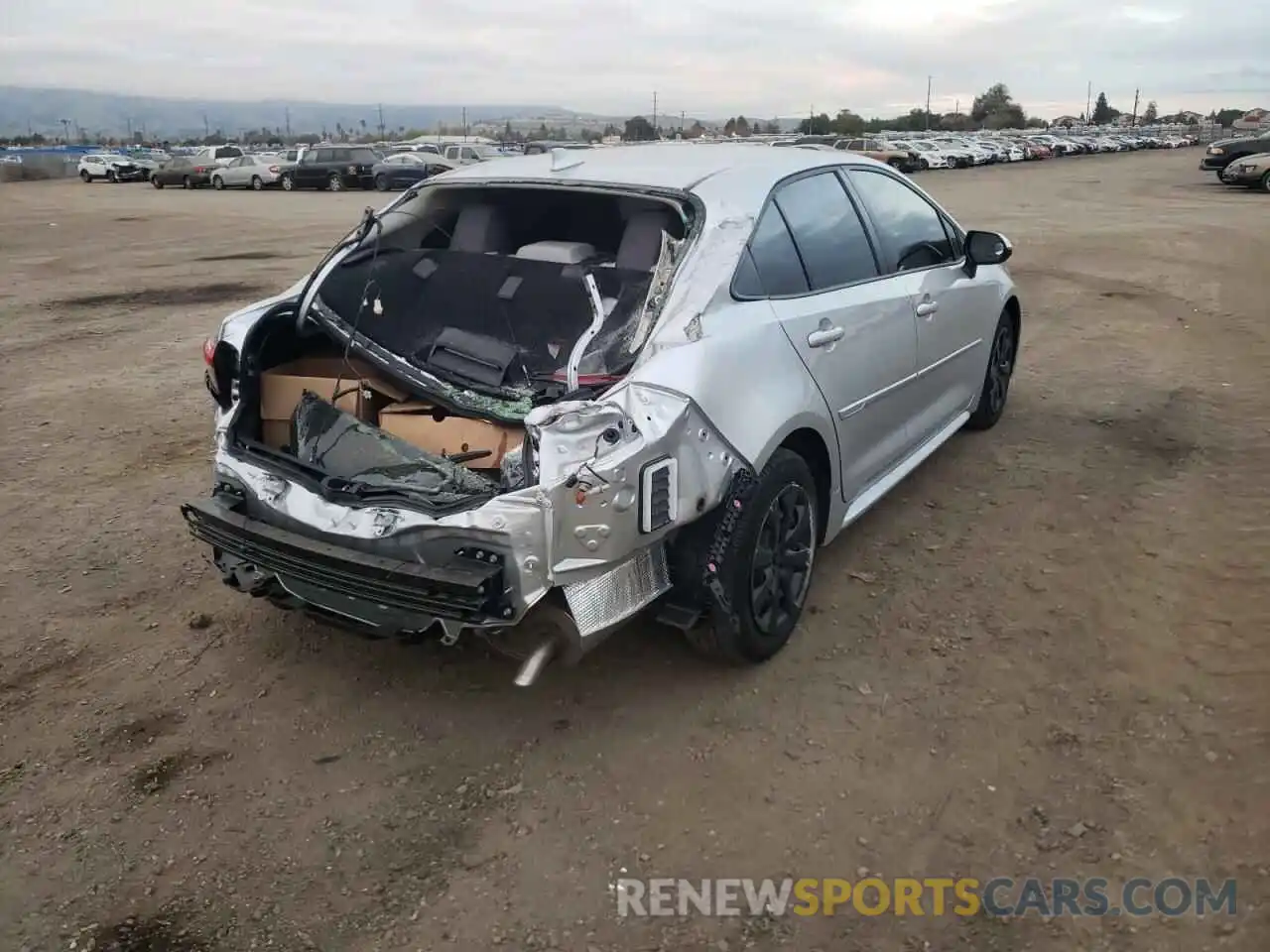 4 Photograph of a damaged car JTDEPMAE2MJ162991 TOYOTA COROLLA 2021