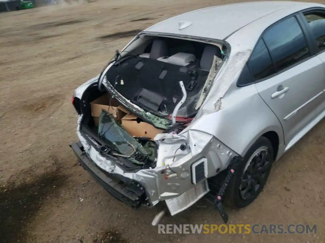 9 Photograph of a damaged car JTDEPMAE2MJ162991 TOYOTA COROLLA 2021