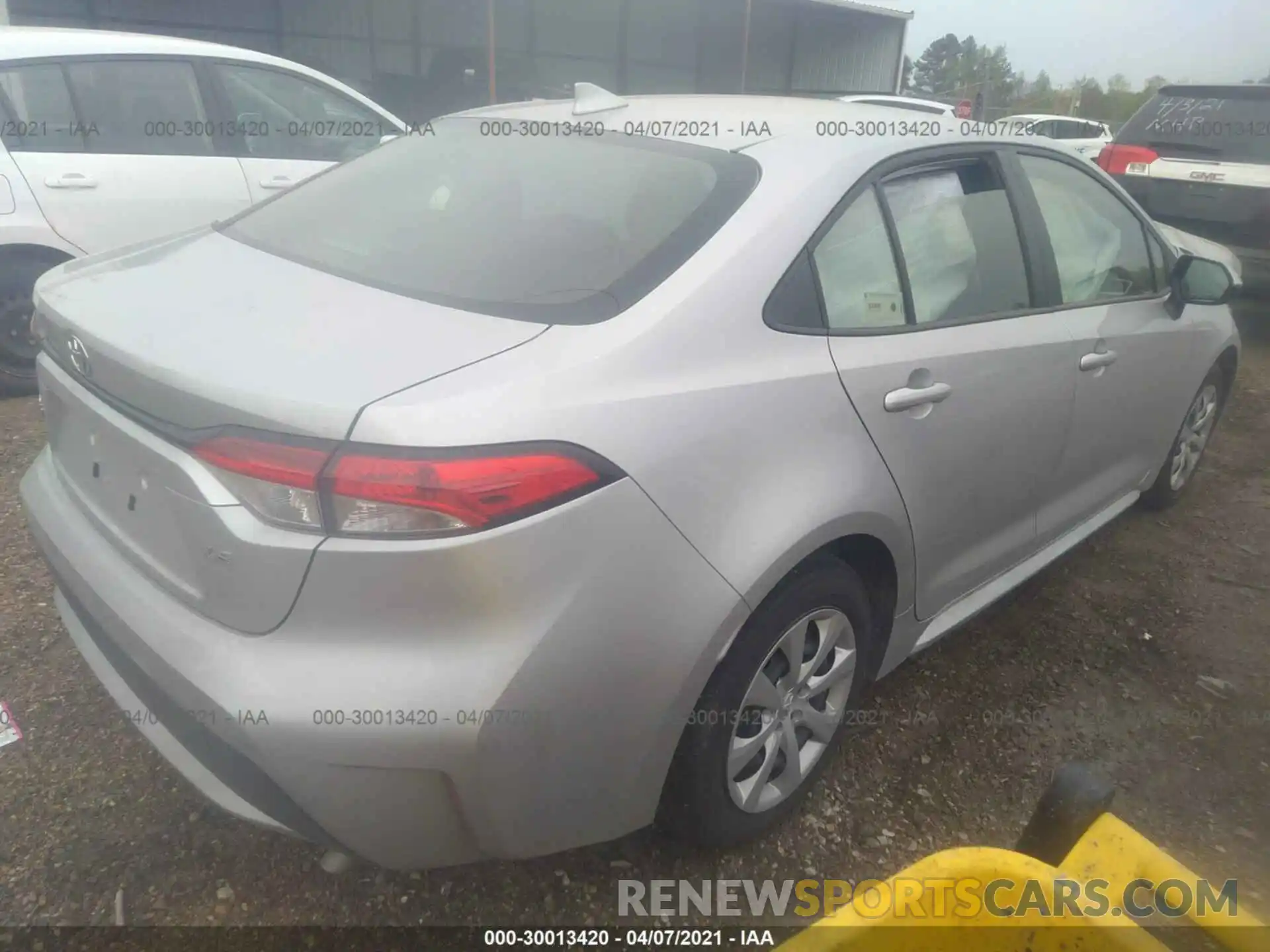 4 Photograph of a damaged car JTDEPMAE2MJ163798 TOYOTA COROLLA 2021