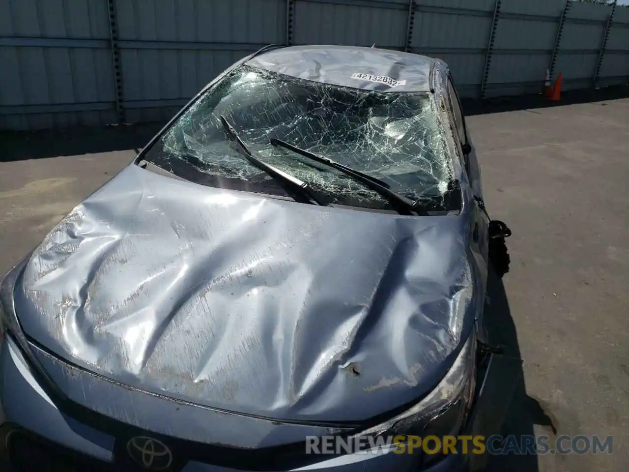 9 Photograph of a damaged car JTDEPMAE2MJ172050 TOYOTA COROLLA 2021