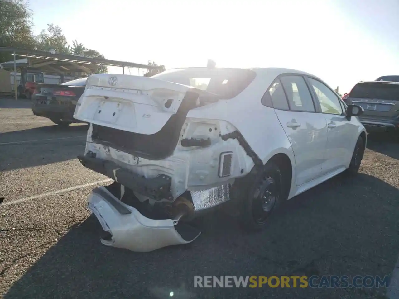 4 Photograph of a damaged car JTDEPMAE2MJ176020 TOYOTA COROLLA 2021