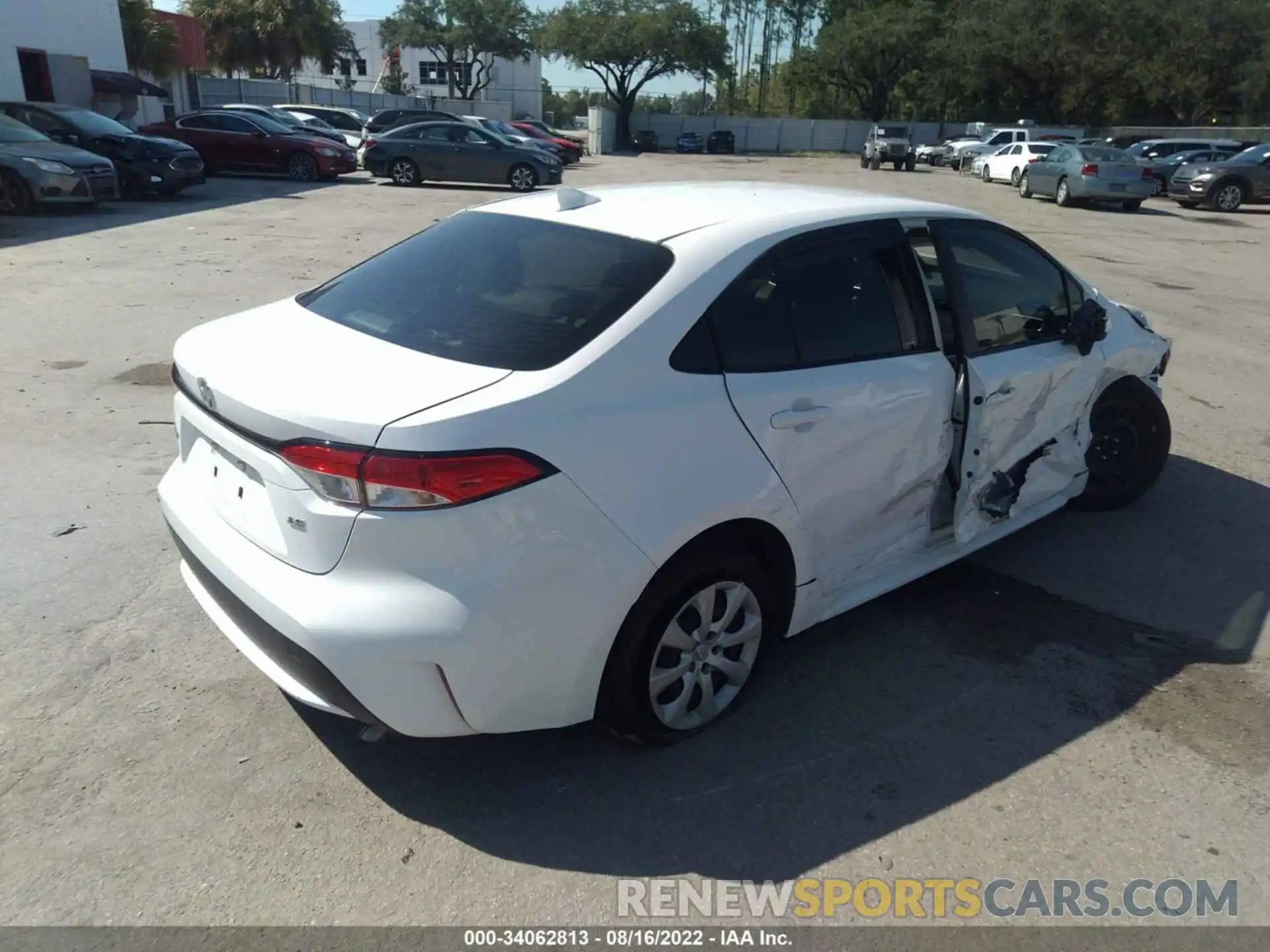 4 Photograph of a damaged car JTDEPMAE2MJ181427 TOYOTA COROLLA 2021