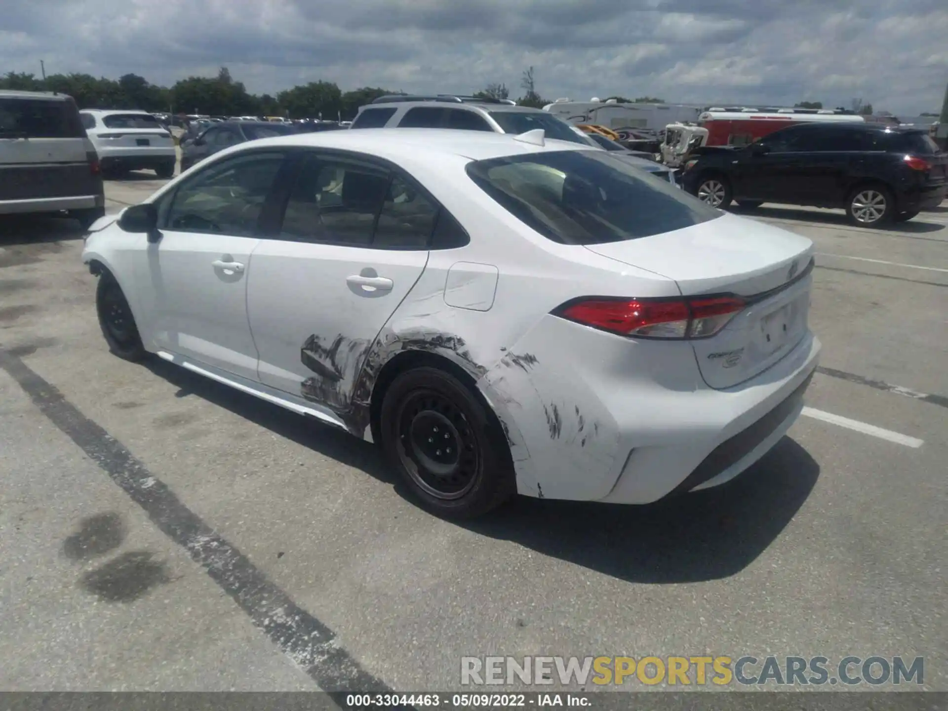 3 Photograph of a damaged car JTDEPMAE2MJ186353 TOYOTA COROLLA 2021