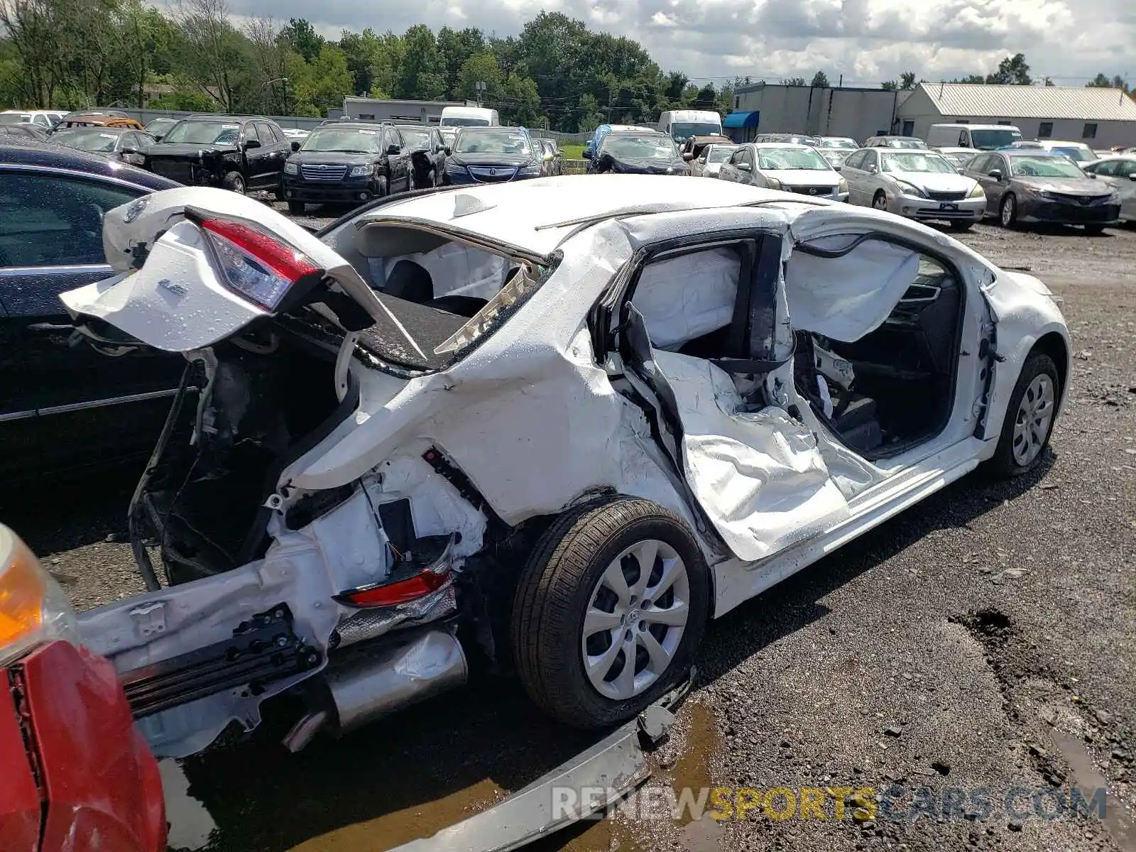 4 Photograph of a damaged car JTDEPMAE2MJ188135 TOYOTA COROLLA 2021