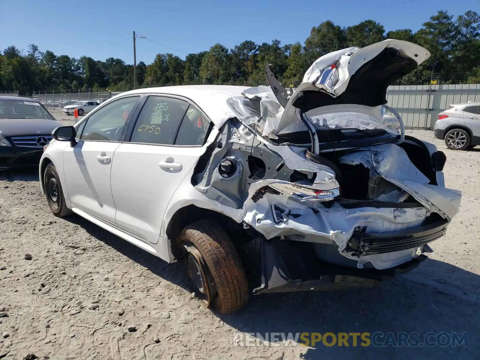 3 Photograph of a damaged car JTDEPMAE2MJ189835 TOYOTA COROLLA 2021