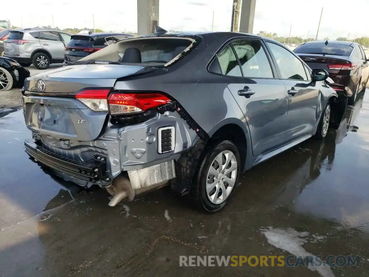 4 Photograph of a damaged car JTDEPMAE3MJ126484 TOYOTA COROLLA 2021