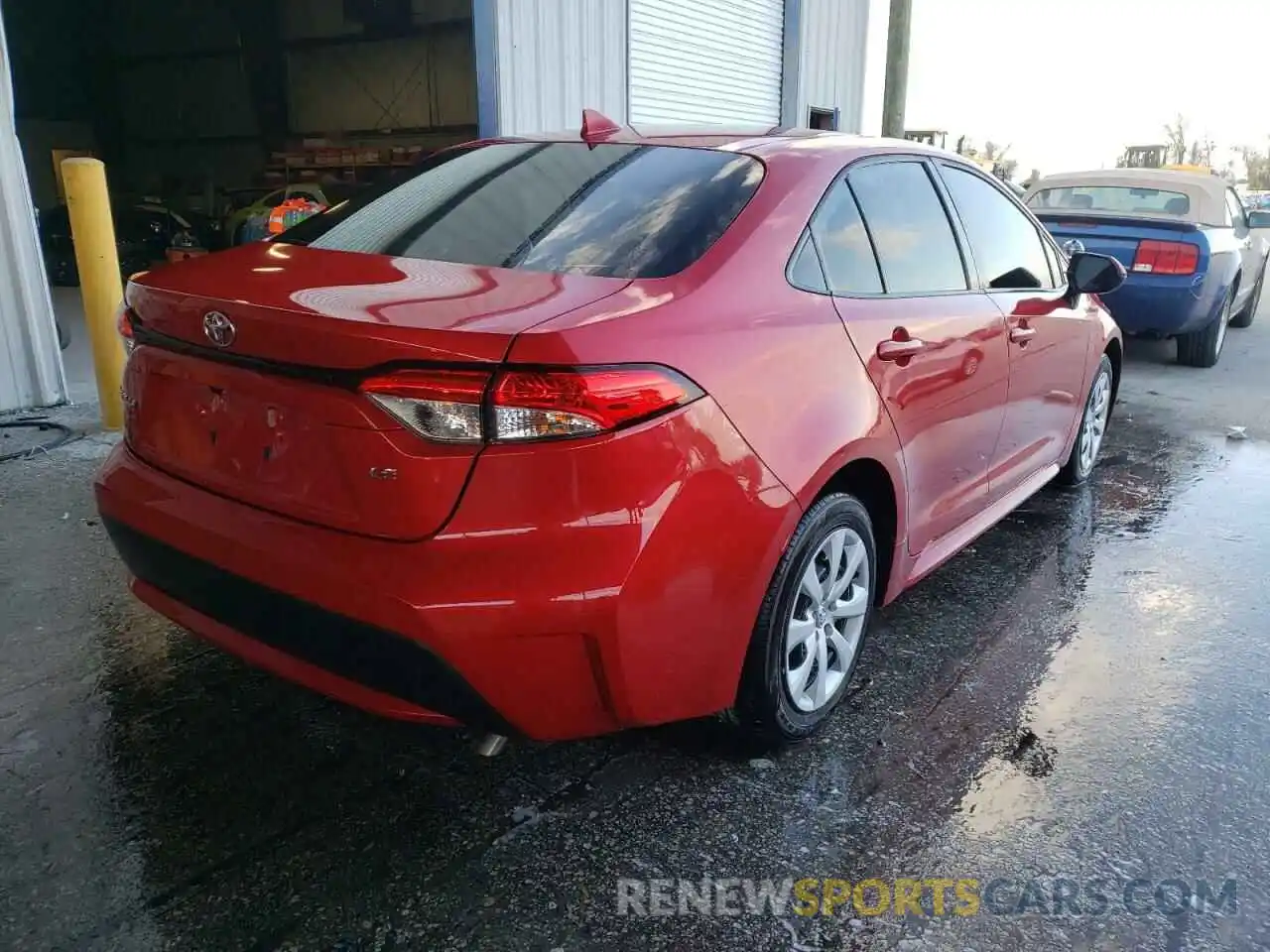 4 Photograph of a damaged car JTDEPMAE3MJ132317 TOYOTA COROLLA 2021