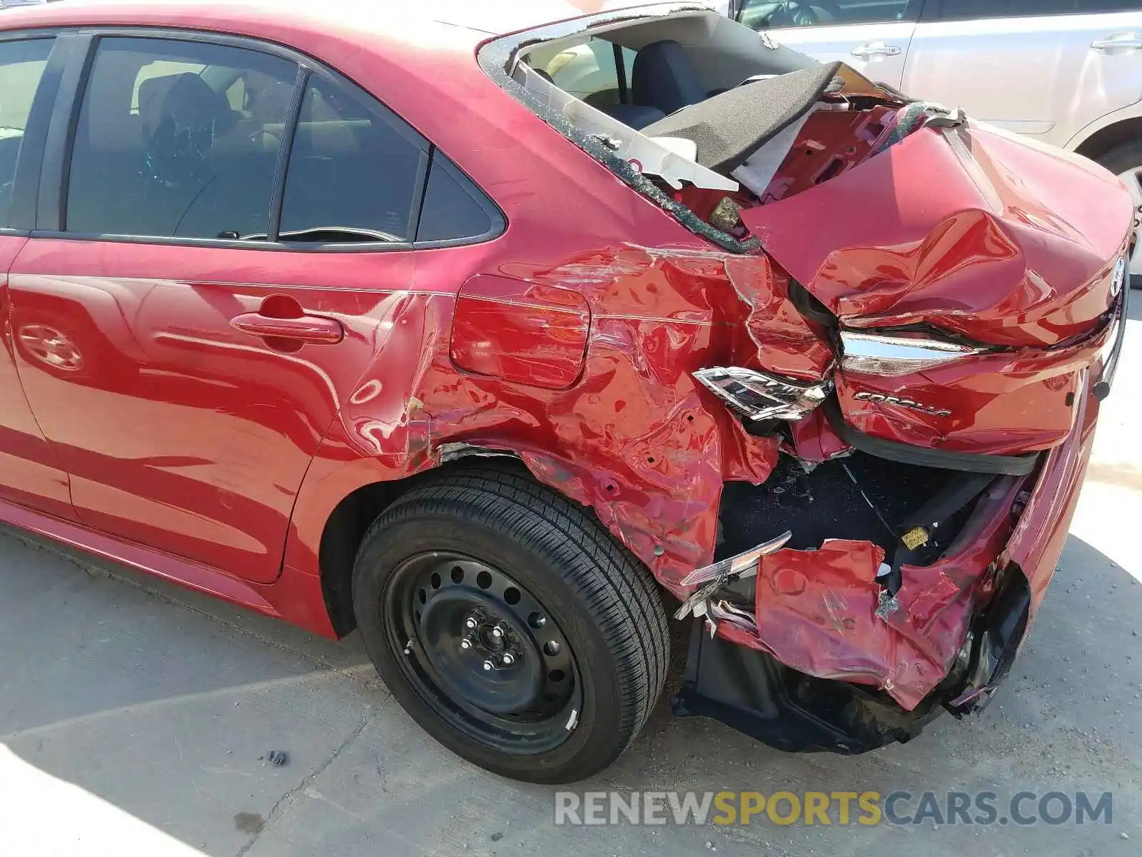 9 Photograph of a damaged car JTDEPMAE3MJ145214 TOYOTA COROLLA 2021