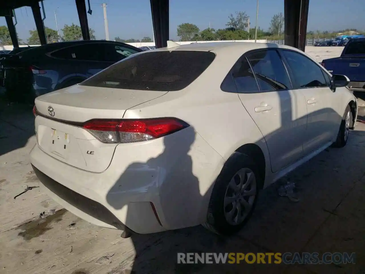 4 Photograph of a damaged car JTDEPMAE3MJ146721 TOYOTA COROLLA 2021