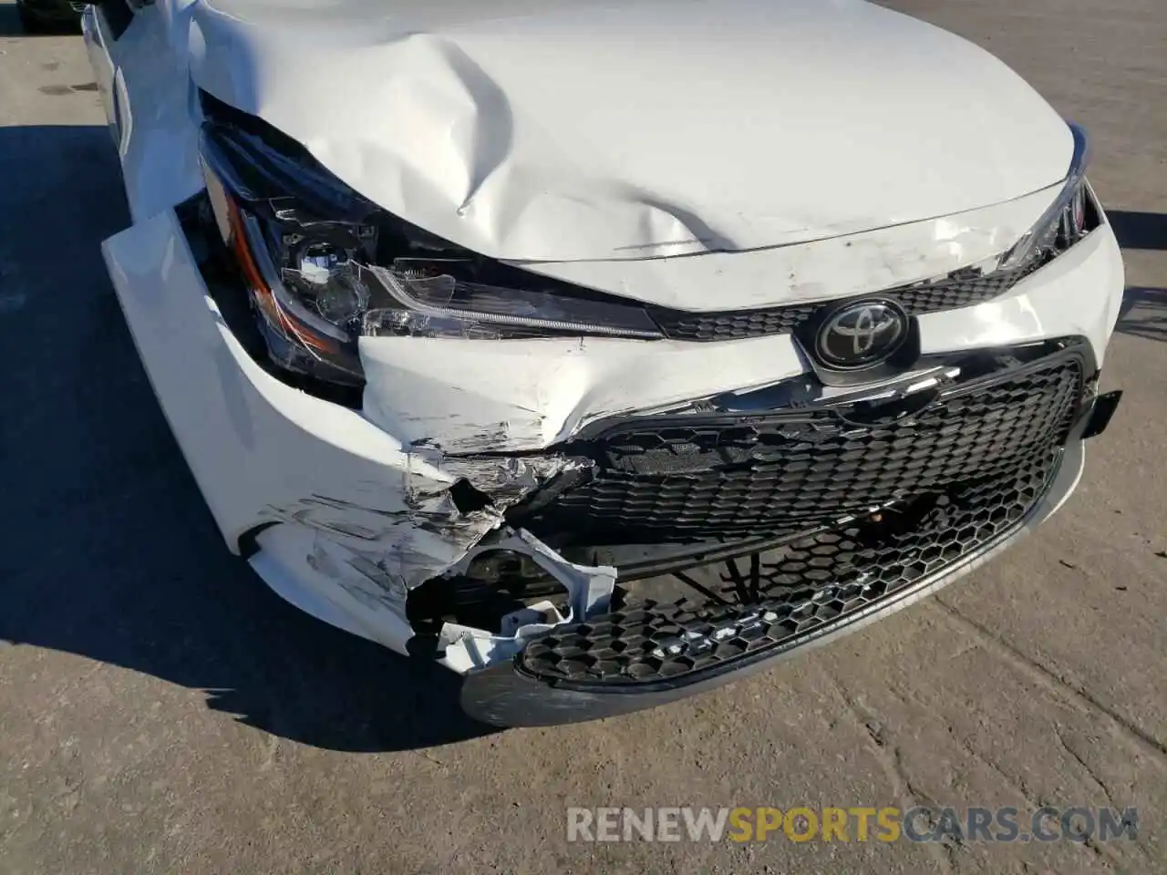 9 Photograph of a damaged car JTDEPMAE3MJ149456 TOYOTA COROLLA 2021