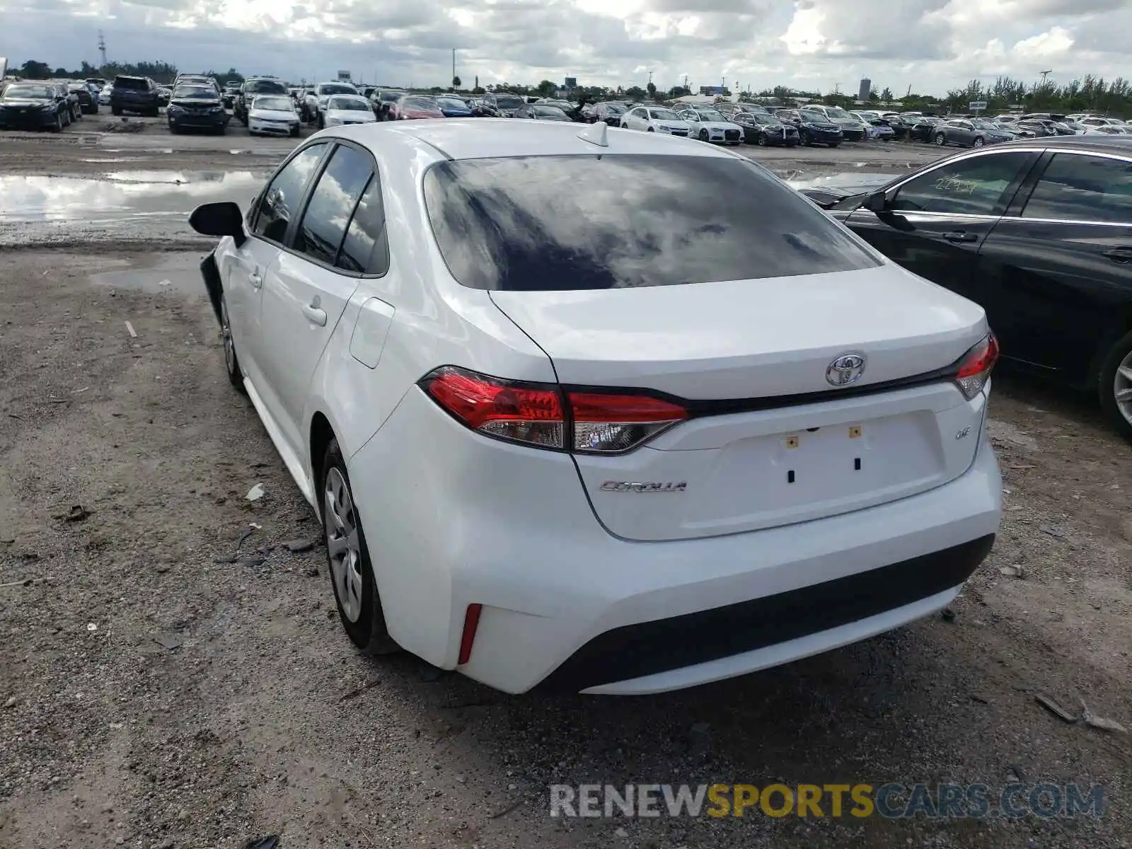 3 Photograph of a damaged car JTDEPMAE3MJ149697 TOYOTA COROLLA 2021