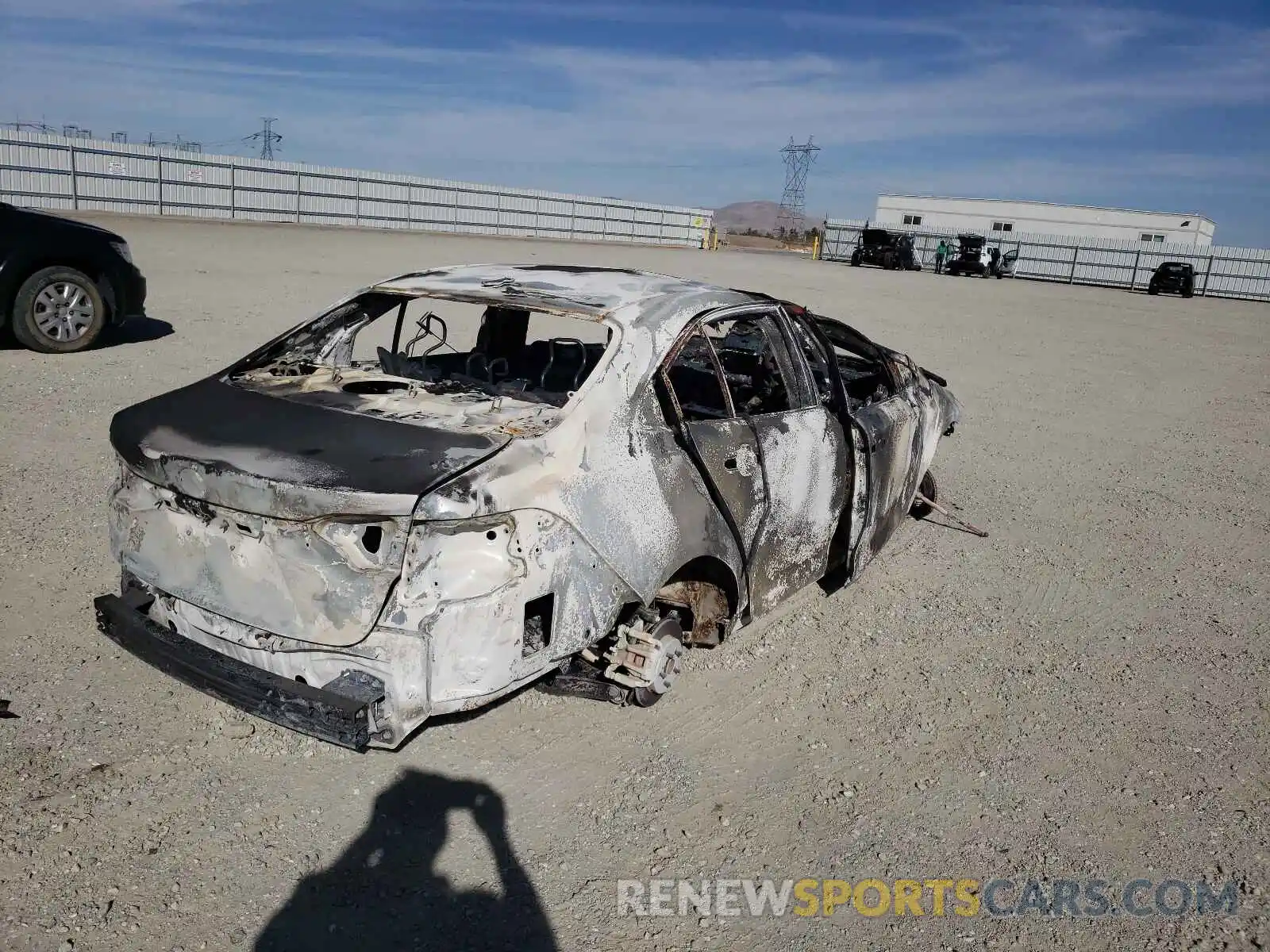 4 Photograph of a damaged car JTDEPMAE3MJ151837 TOYOTA COROLLA 2021