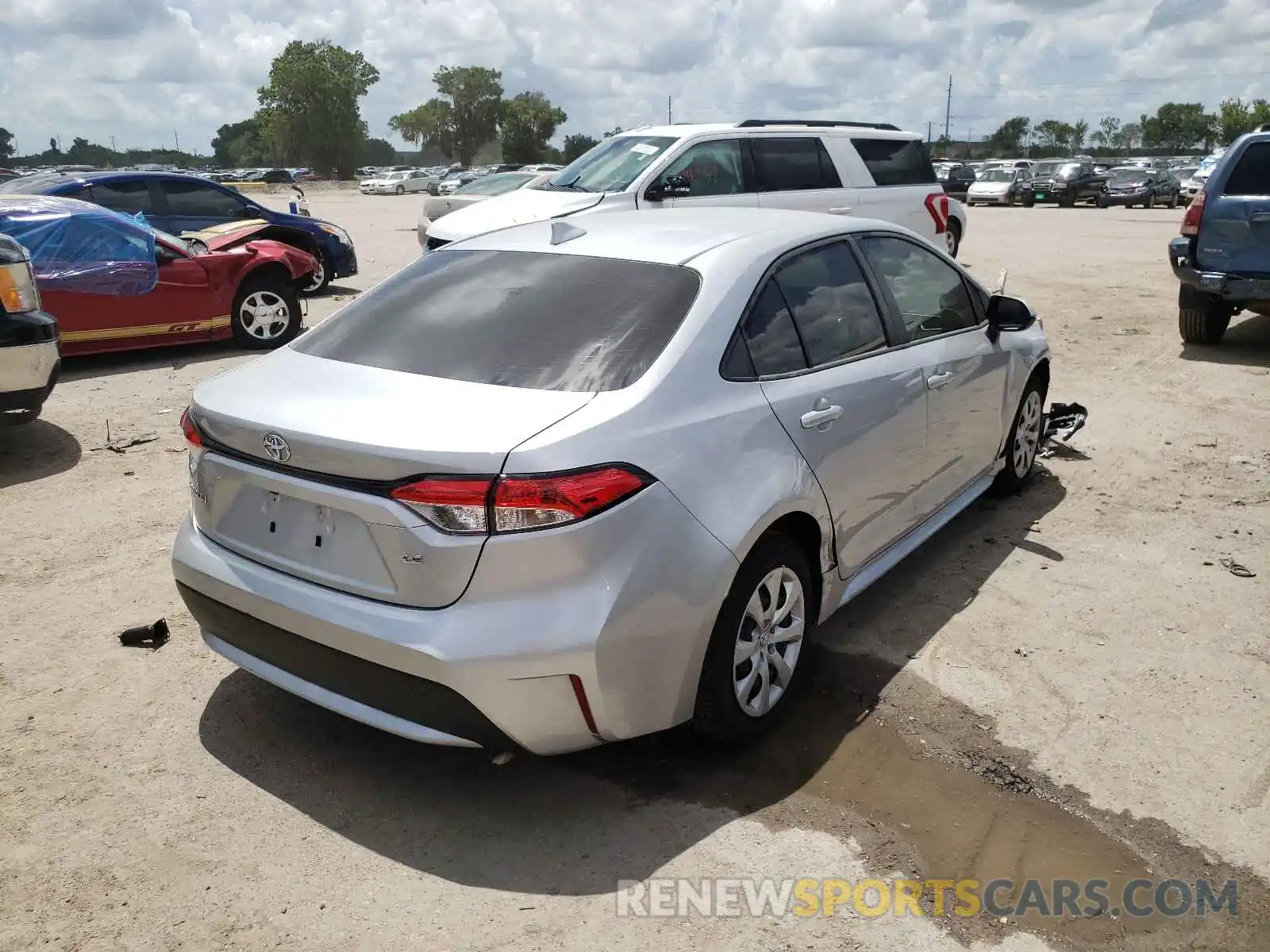 4 Photograph of a damaged car JTDEPMAE3MJ157931 TOYOTA COROLLA 2021