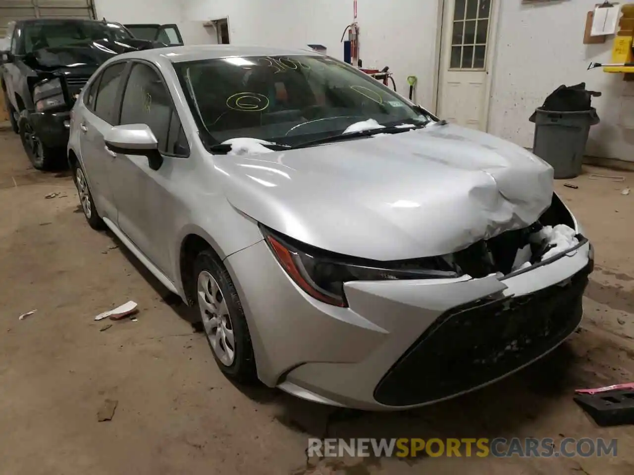 1 Photograph of a damaged car JTDEPMAE3MJ160294 TOYOTA COROLLA 2021