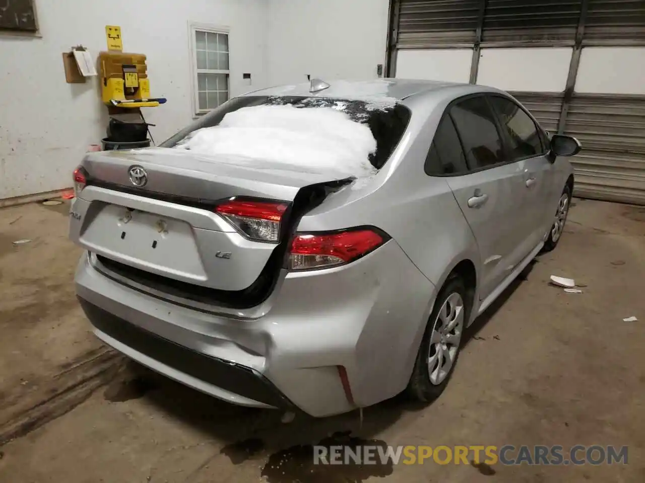 4 Photograph of a damaged car JTDEPMAE3MJ160294 TOYOTA COROLLA 2021