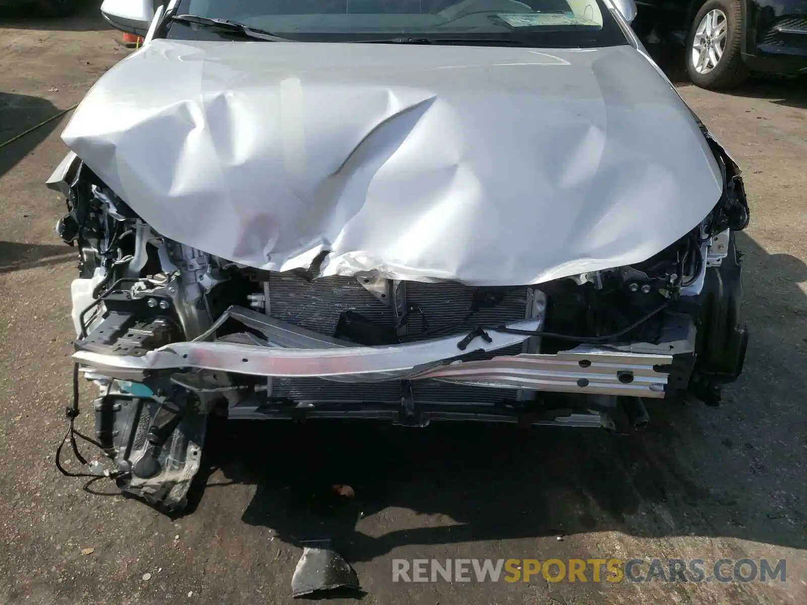 9 Photograph of a damaged car JTDEPMAE3MJ161980 TOYOTA COROLLA 2021