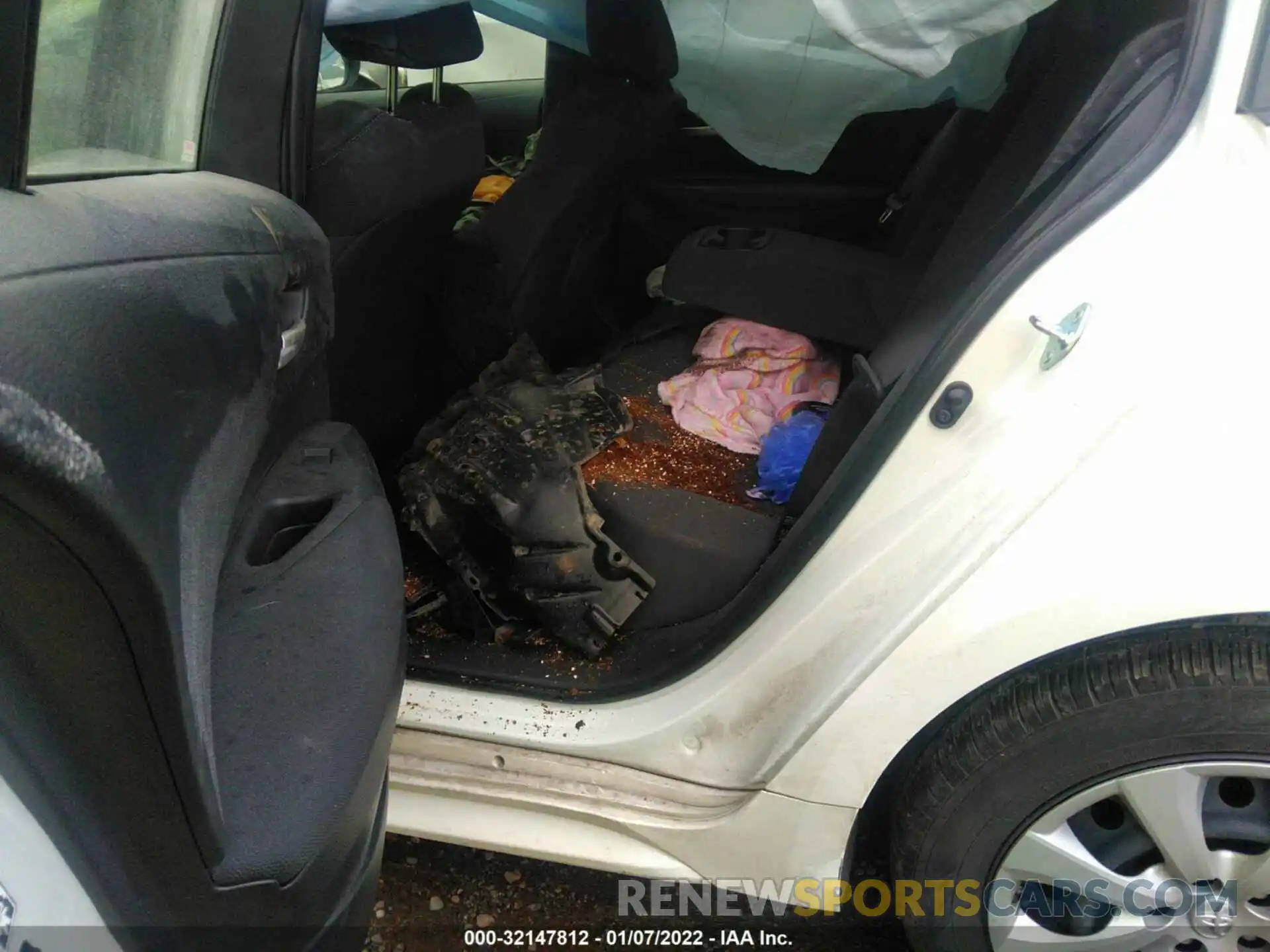 8 Photograph of a damaged car JTDEPMAE3MJ171215 TOYOTA COROLLA 2021