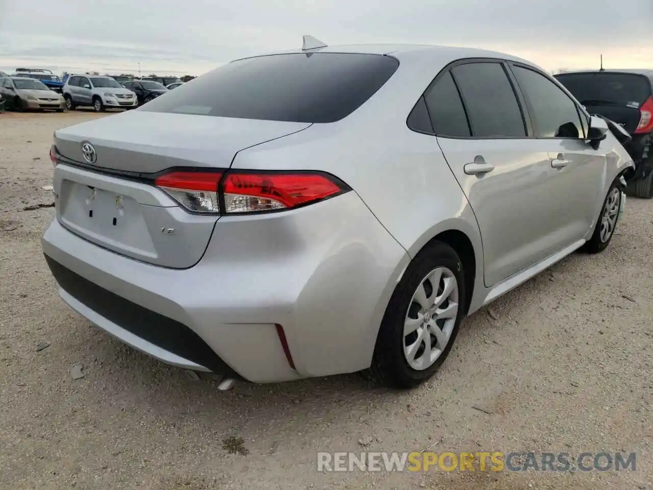 4 Photograph of a damaged car JTDEPMAE3MJ172901 TOYOTA COROLLA 2021