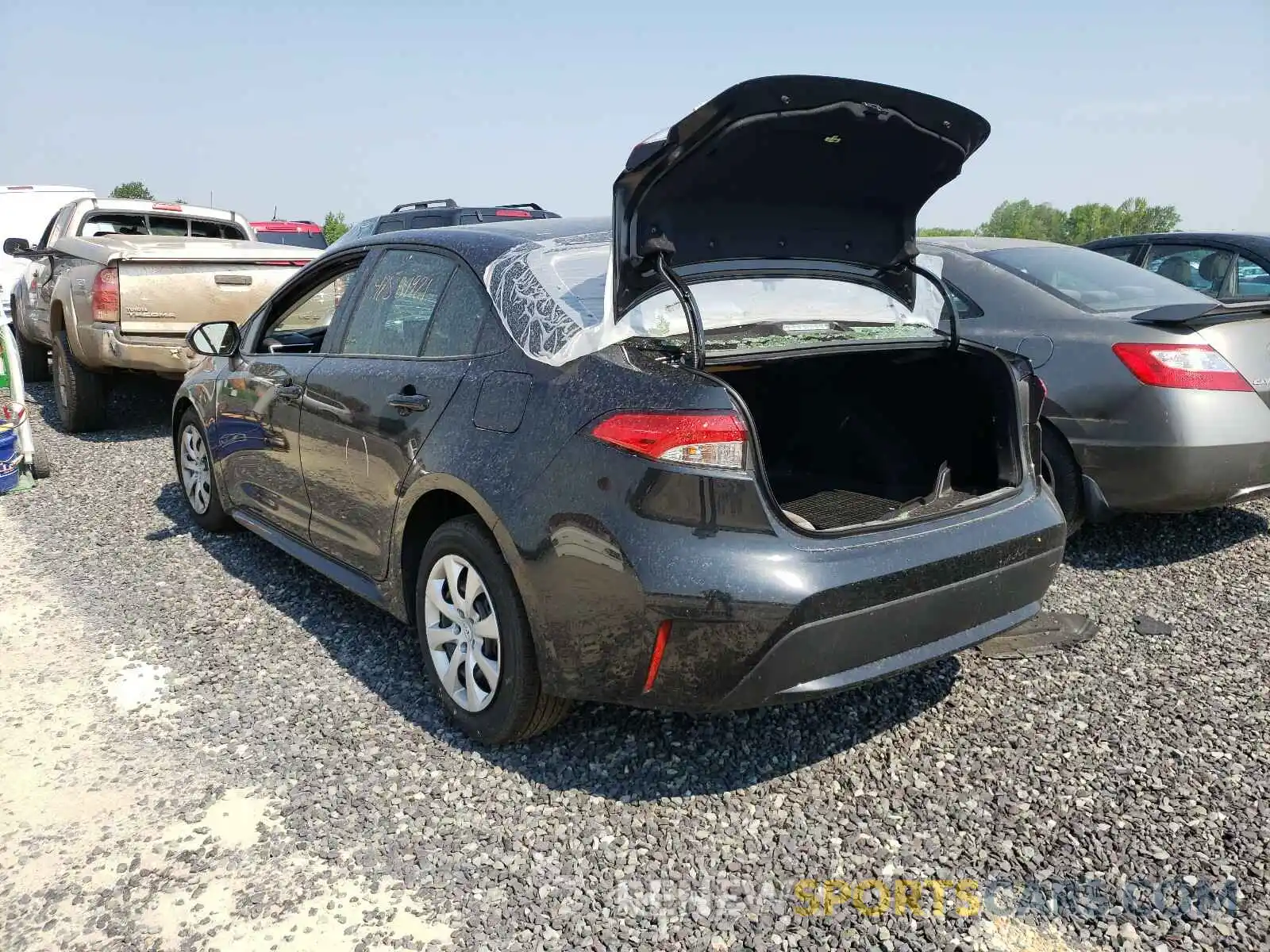 3 Photograph of a damaged car JTDEPMAE3MJ172994 TOYOTA COROLLA 2021