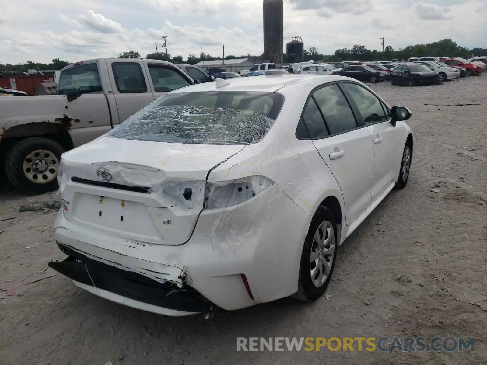 4 Photograph of a damaged car JTDEPMAE3MJ176303 TOYOTA COROLLA 2021