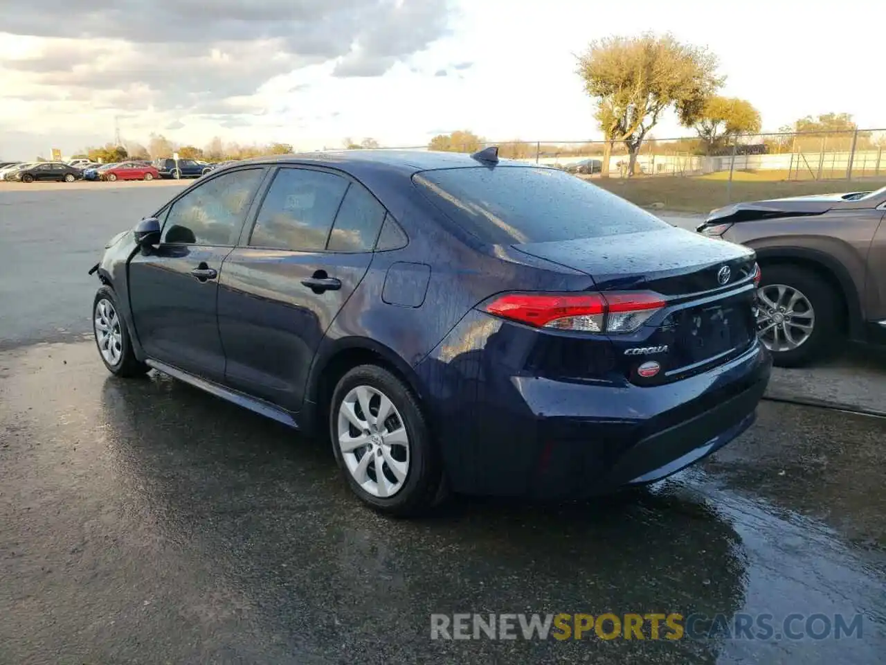 3 Photograph of a damaged car JTDEPMAE3MJ179833 TOYOTA COROLLA 2021