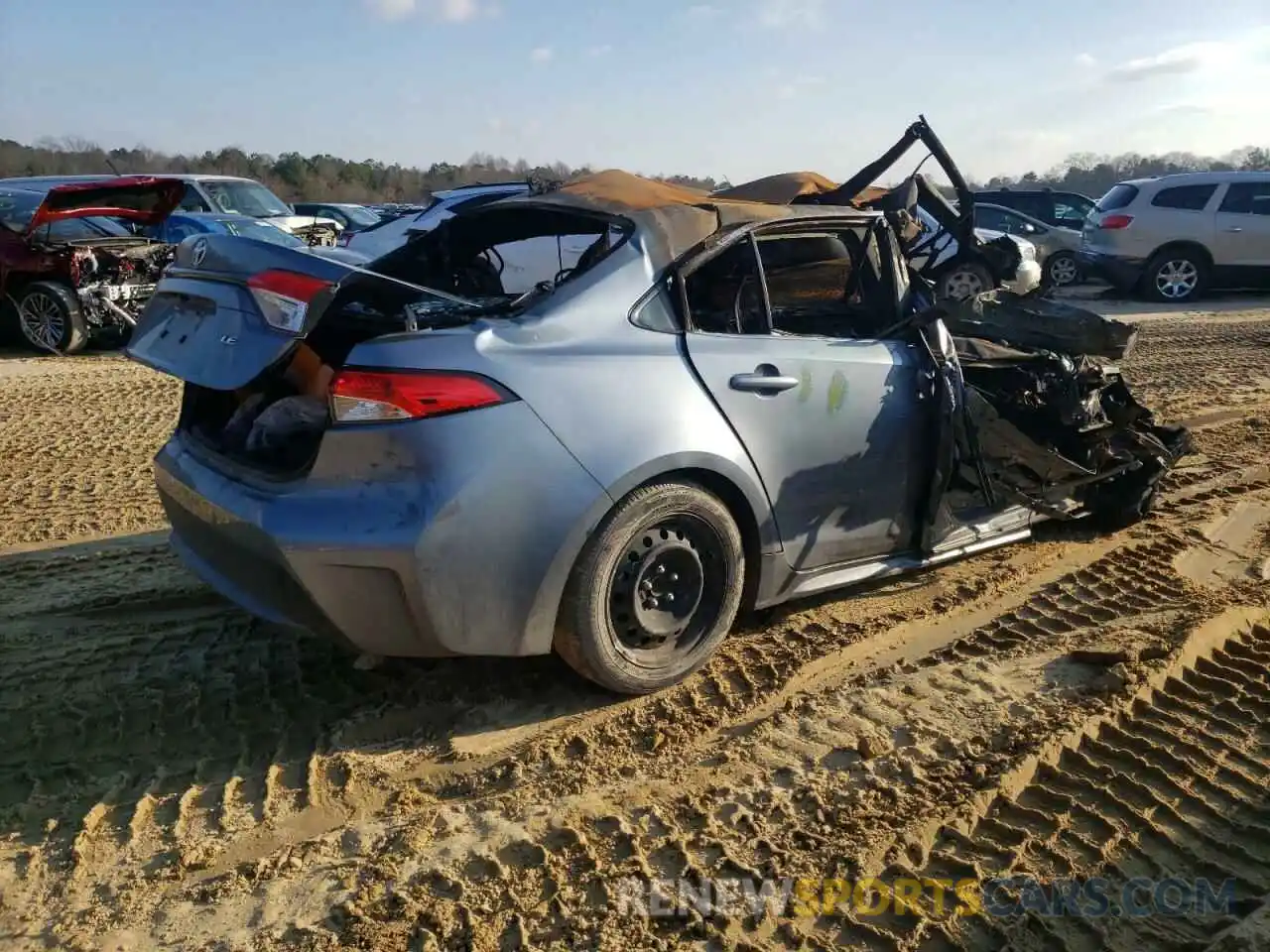 4 Photograph of a damaged car JTDEPMAE4MJ117504 TOYOTA COROLLA 2021