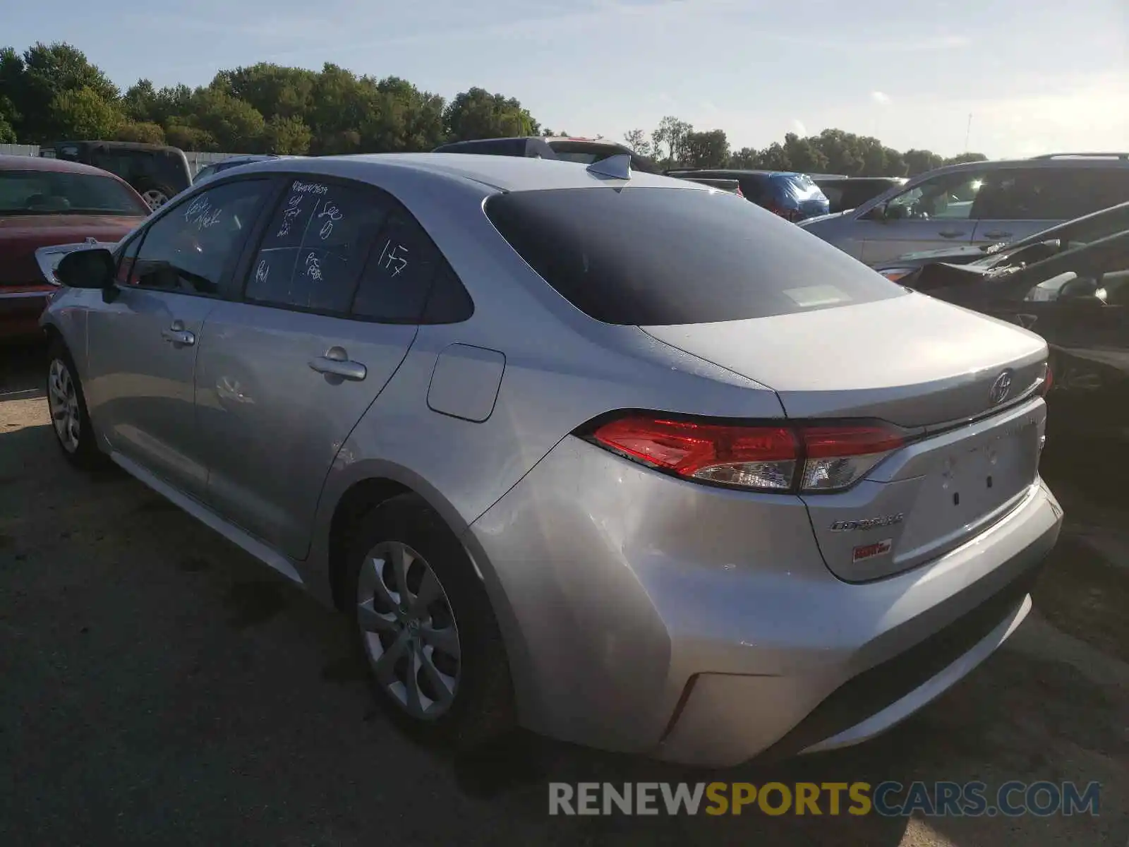 3 Photograph of a damaged car JTDEPMAE4MJ118765 TOYOTA COROLLA 2021